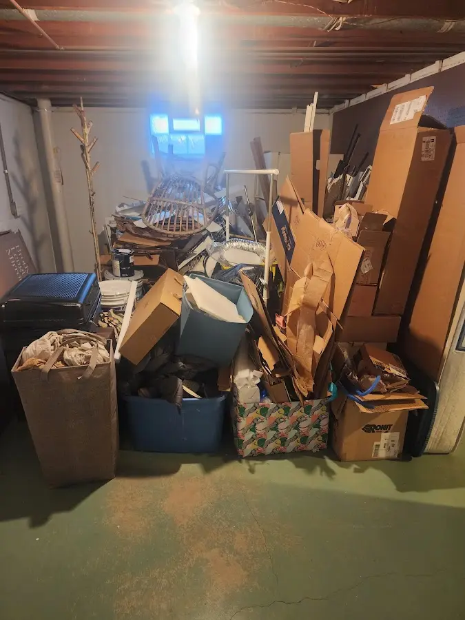 Roll-off dumpster container at job site for 4 Yard Dumpster Rental in Spurgeon